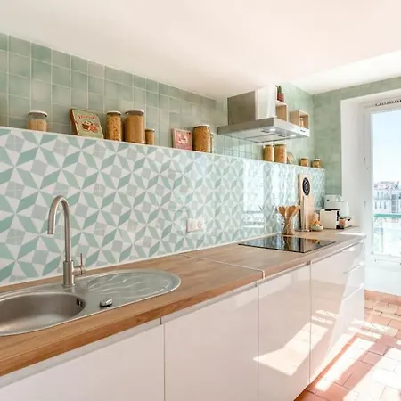 Apartment #48 Jean Floor Terrace 5min Walk Sea Ac
